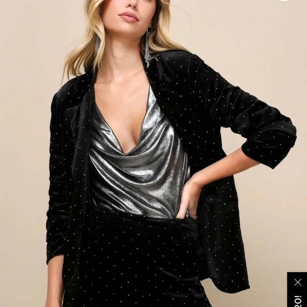 Lulus Glamorous Statement Black Velvet Studded Blazer Rhinestone‎ Gems small New